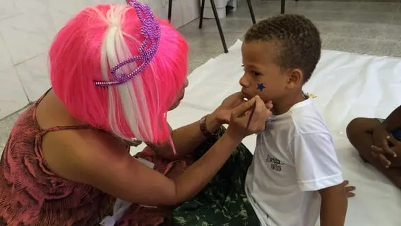 Maternidade Climério de Oliveira: ambulatório Follow Up comemora Dia das Crianças com pacientes