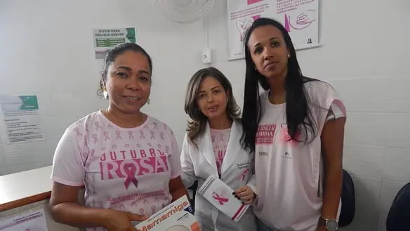 Ação no HU aborda prevenção e tratamento do câncer de mama